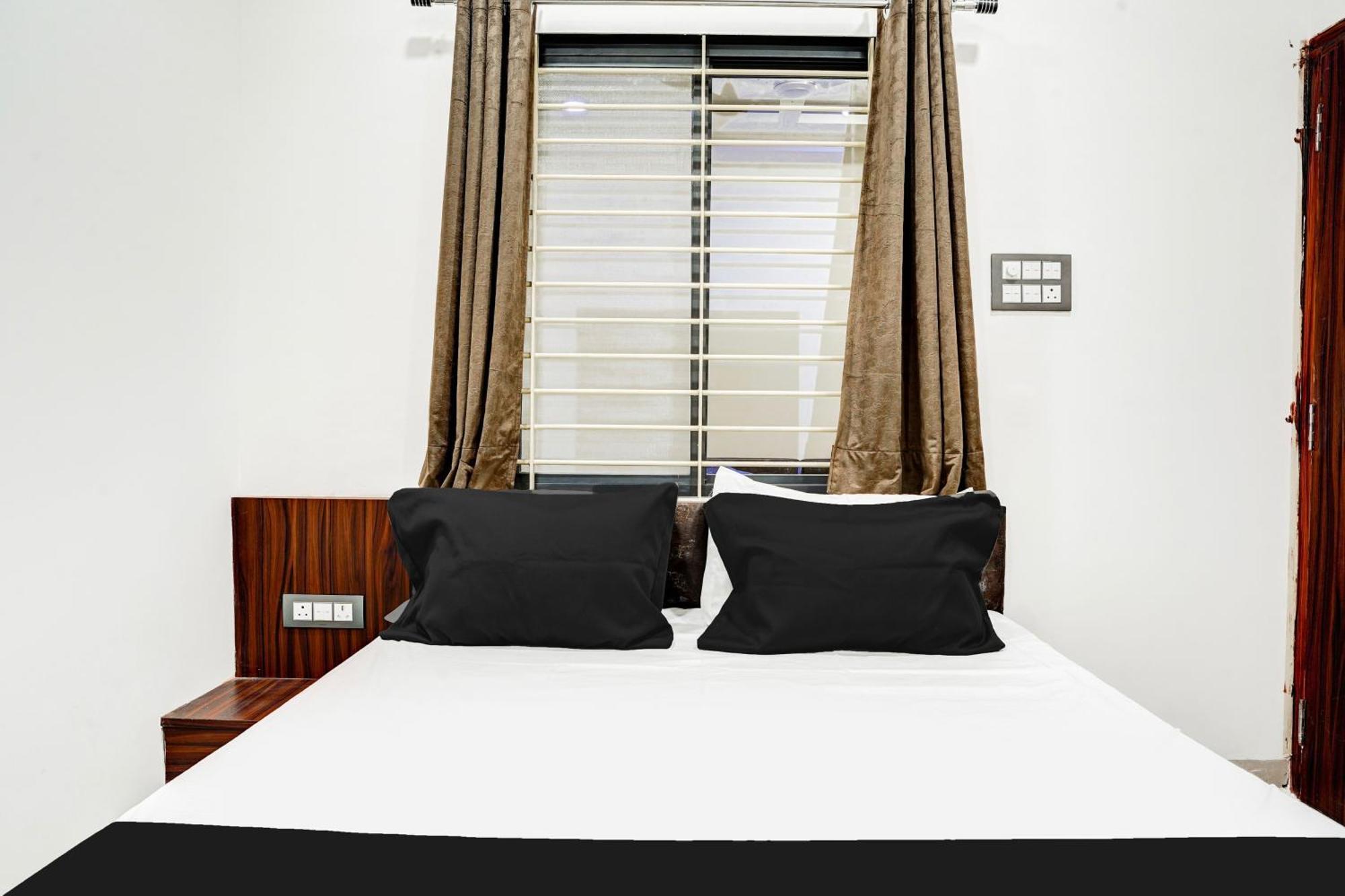 Hotel O Rudra Palace Бхопал Экстерьер фото