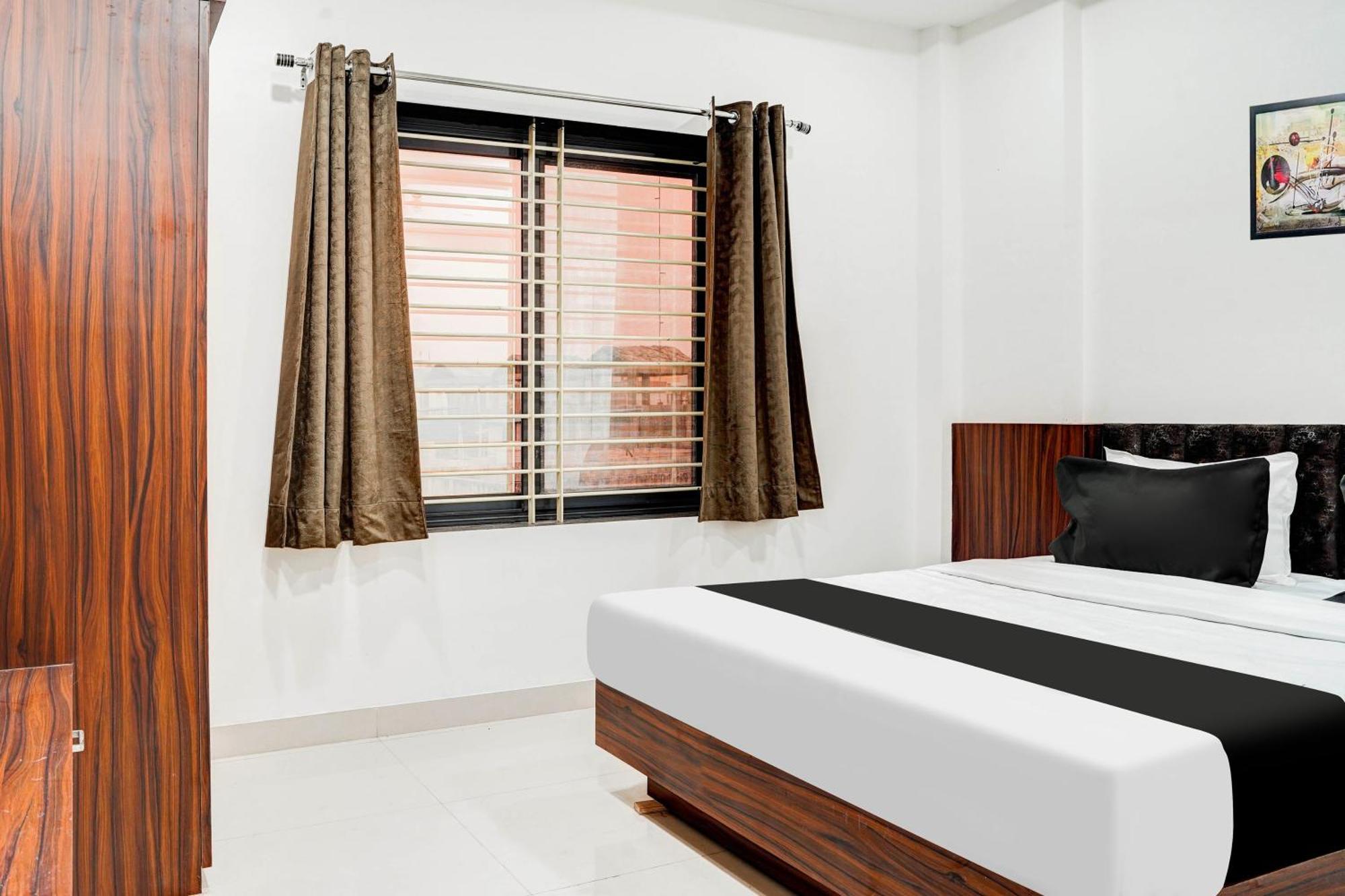 Hotel O Rudra Palace Бхопал Экстерьер фото