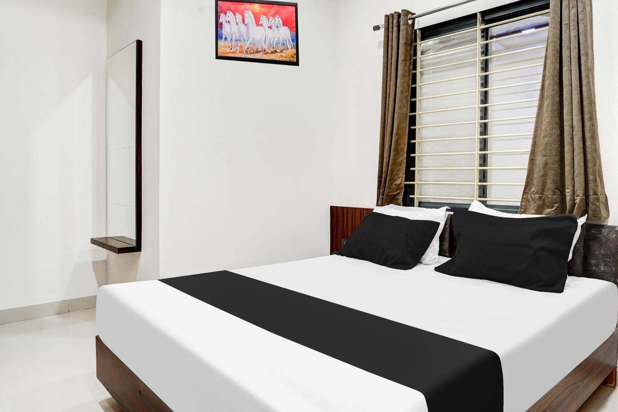 Hotel O Rudra Palace Бхопал Экстерьер фото